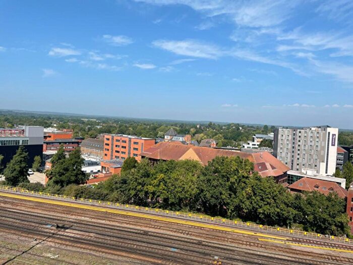 Studio To Rent In Guildford Road, Woking, GU22