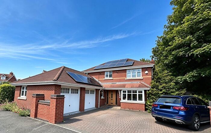 4 Bedroom Detached House For Sale In Chatsworth Close, Rhos On Sea, LL28