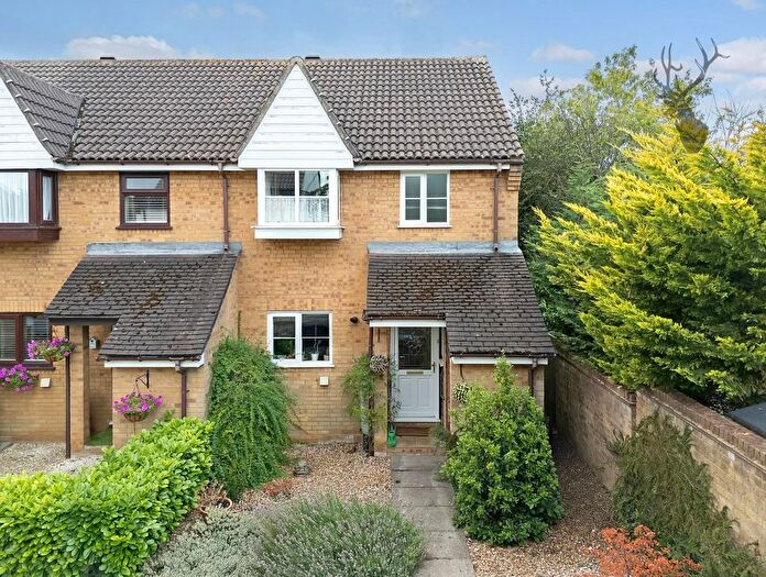 3 Bedroom End Of Terrace House For Sale In Slade End, Theydon Bois, Epping, CM16