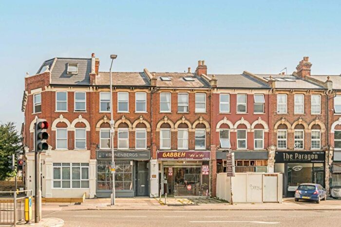 1 Bedroom Flat For Sale In Richmond Road, Kingston Upon Thames, KT2