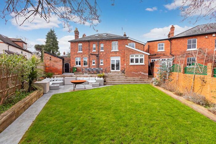 5 Bedroom Detached House For Sale In The Crescent, Maidenhead, SL6