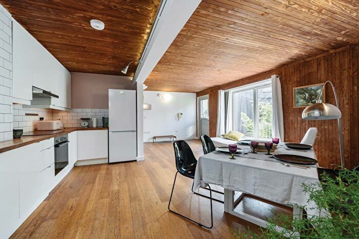 3 Bedroom Terraced House To Rent In Highwood Court, High Street, NW10