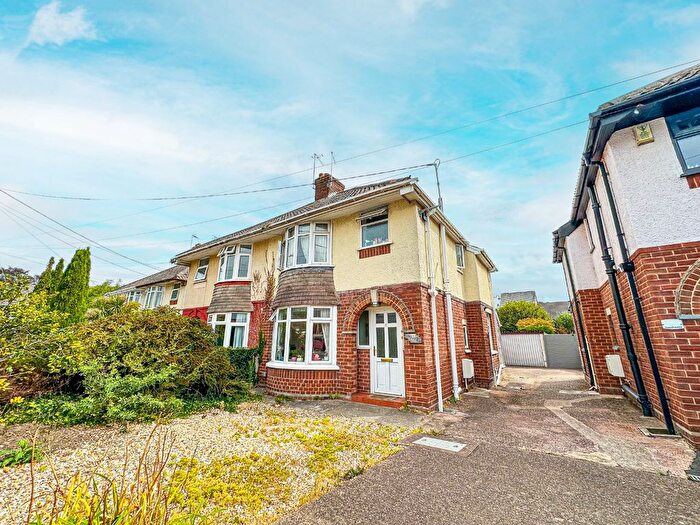3 Bedroom Semi Detached House For Sale In Draycott Avenue, Taunton, Somerset - No Chain!, TA2