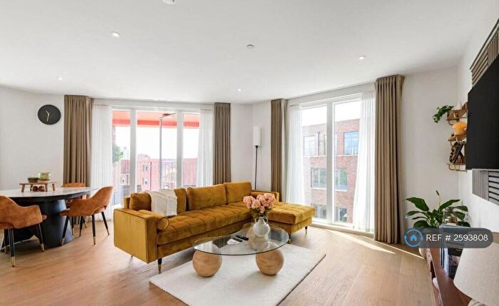 2 Bedroom Flat To Rent In Liddell Place, London, NW6