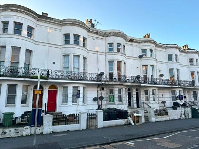 Studio To Rent In Seaside, Eastbourne, BN21