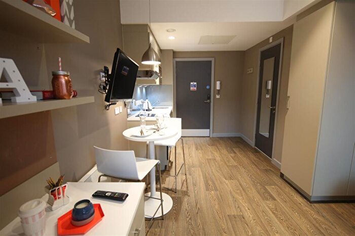 1 Bedroom Apartment To Rent In Urban Study Jesmond, Newcastle Upon Tyne, NE2