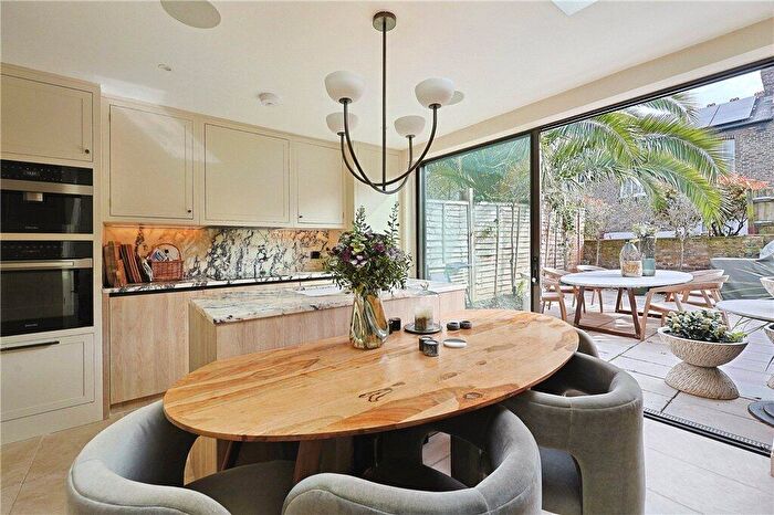 4 Bedroom Terraced House For Sale In Holden Street, Battersea, London, SW11