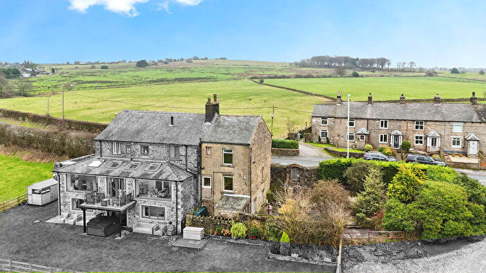 2 Bedroom Cottage For Sale In Bradshaw Road, Bradshaw, BL2