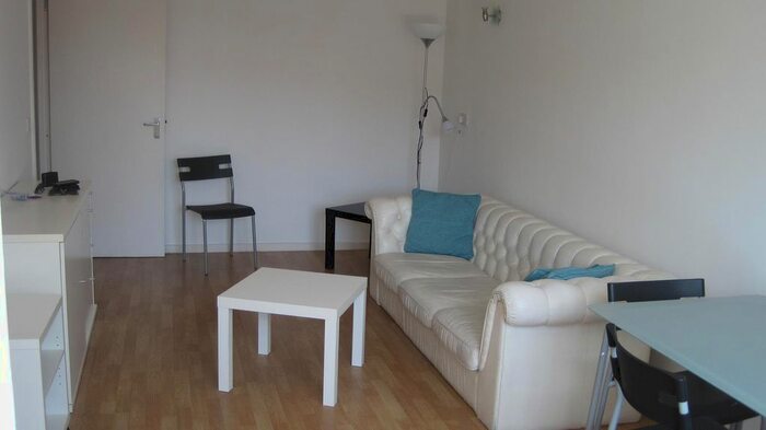 1 Bedroom Flat To Rent In Deanery Close, London, N2