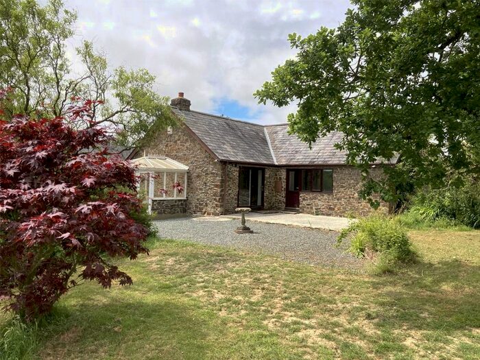 3 Bedroom Bungalow To Rent In Clawton, Holsworthy, EX22