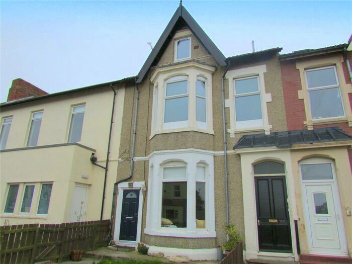 2 Bedroom Apartment To Rent In Whitley Road, Whitley Bay, North Shields, Tyne And Wear, NE26