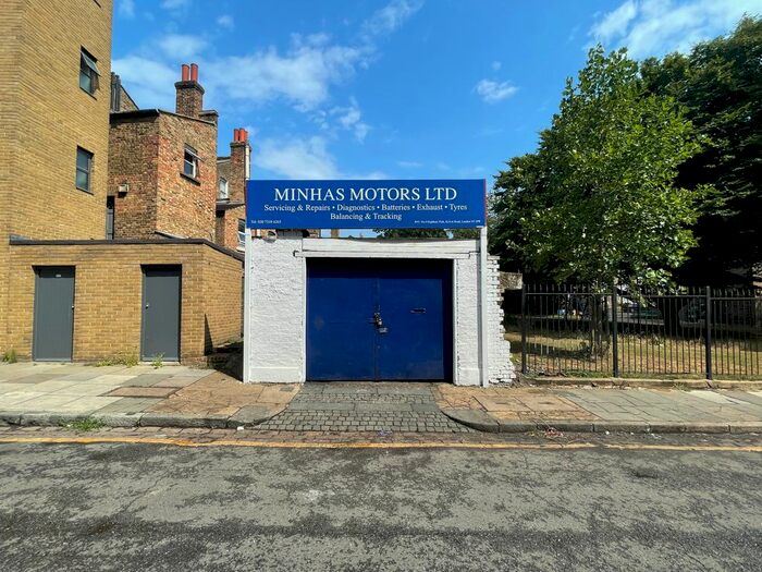 Parking/garage To Rent In Frogmore, Kelvin Road, London, N5