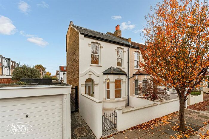 3 Bedroom End Terrace House For Sale In Chesham Terrace, London, W13