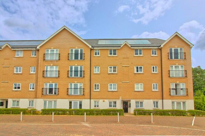 2 Bedroom Apartment To Rent In Redhouse Park, Milton Keynes, Buckinghamshire, MK14