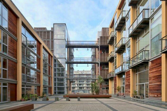 2 Bedroom Flat To Rent In Kingsland Road, Haggerston, E8