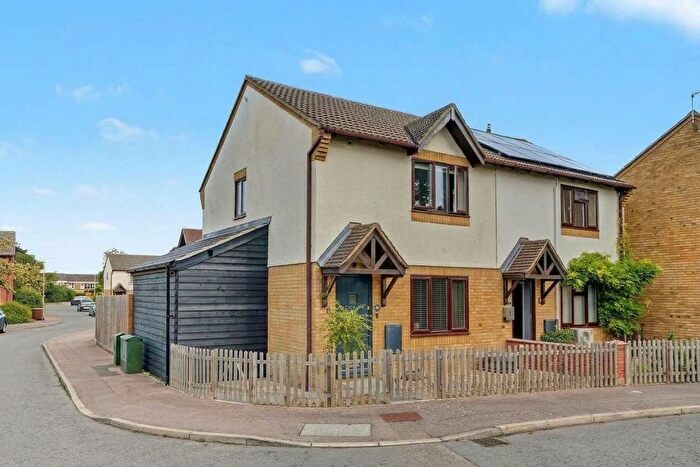 3 Bedroom Semi Detached House For Sale In Corsican Pine Close, Newmarket, CB8