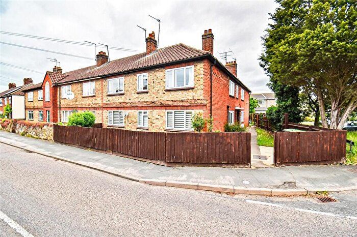 2 Bedroom Apartment To Rent In The Pantiles, West Fen Road, Ely, Cambridgeshire, CB6