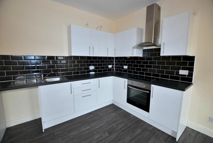 2 Bedroom Flat To Rent In Whitegate Drive, Blackpool, Lancashire, FY3