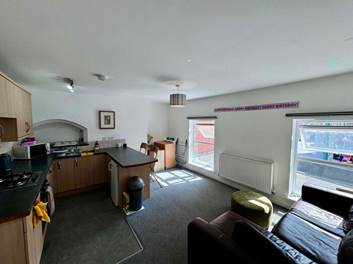 2 Bedroom Apartment To Rent In Alfreton Road, Radford, NG7