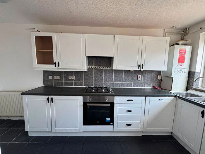 2 Bedroom Maisonette To Rent In Chatsworth Road, London, E15