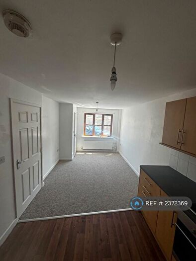 2 Bedroom Terraced House To Rent In Princes Mews, Newport, NP19