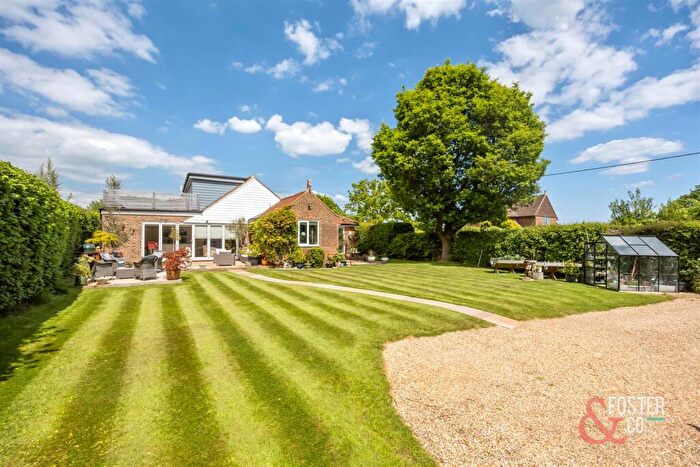 3 Bedroom Detached House For Sale In Wineham Lane, Henfield, BN5