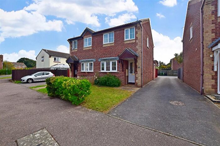 2 Bedroom Semi-Detached House To Rent In Silver Birch Drive, Bognor Regis, PO22