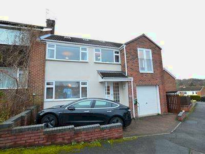 4 Bedroom Semi-Detached House To Rent In Wearside Drive, Durham, DH1