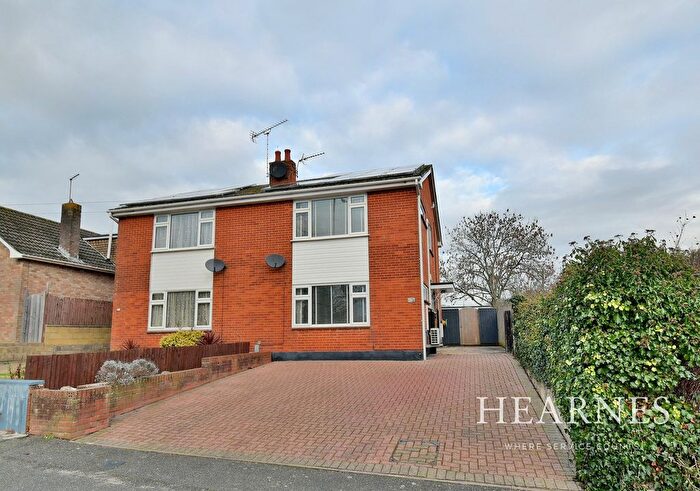 3 Bedroom Semi Detached House For Sale In Magna Road, Bournemouth, BH11