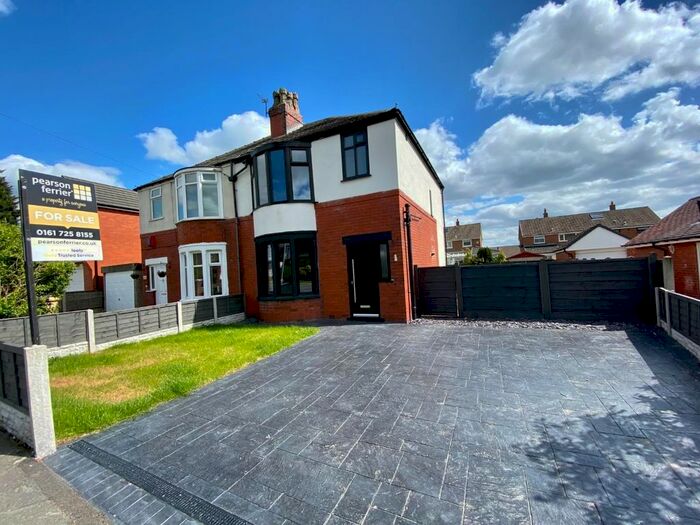 3 Bedroom Semi-Detached House To Rent In Stopes Road, Little Lever, Bolton, BL3