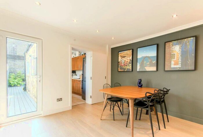 3 Bedroom House To Rent In Ringslade Road, Wood Green, London, N22