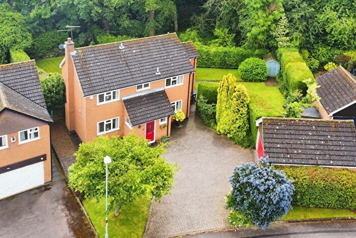 4 Bedroom Detached House For Sale In Eskdale Close, Oadby, LE2