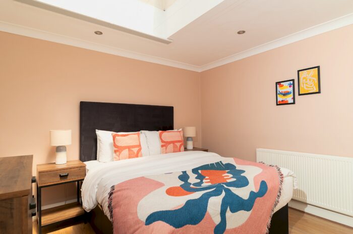 1 Bedroom Flat To Rent In Hammersmith Grove, London, W6