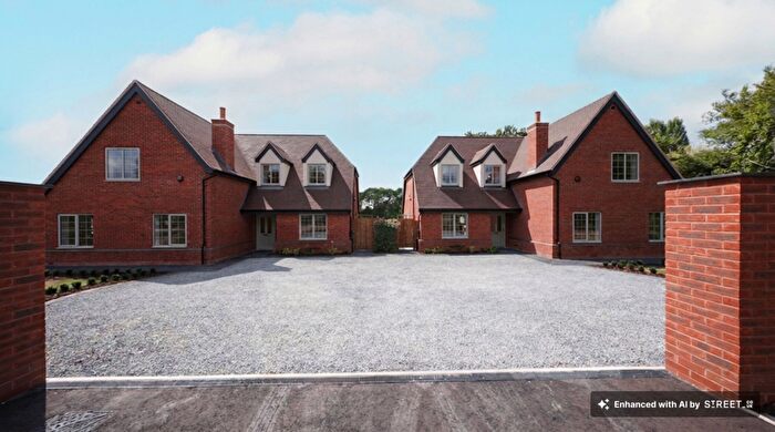 4 Bedroom Detached House For Sale In Birmingham Road, Mappleborough Green, B80