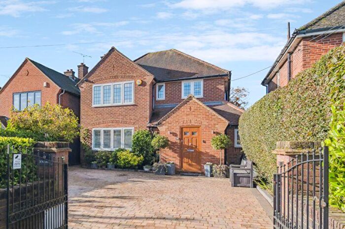 4 Bedroom Detached House For Sale In Limmer Lane, Booker, HP12