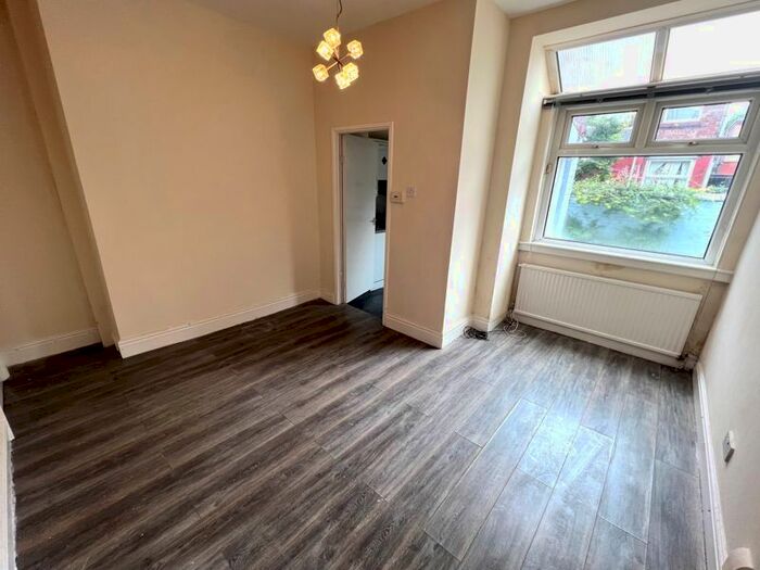 3 Bedroom Semi-Detached House To Rent In Mellor Street, Eccles, Manchester, M30