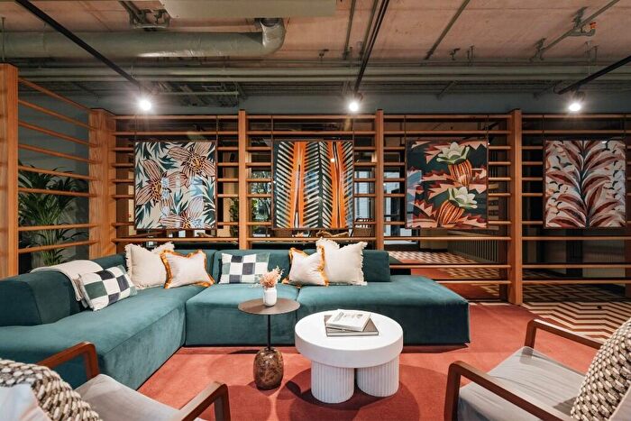 1 Bedroom Flat To Rent In New York Square, Soyo, Quarry Hill, Leeds, West Yorkshire, LS2