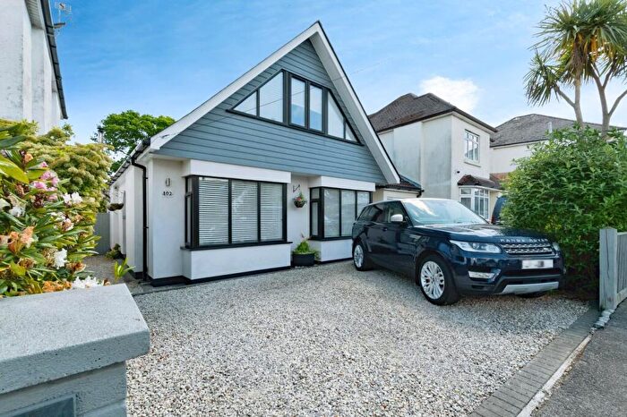 4 Bedroom Detached House For Sale In Howeth Road, Bournemouth, BH10