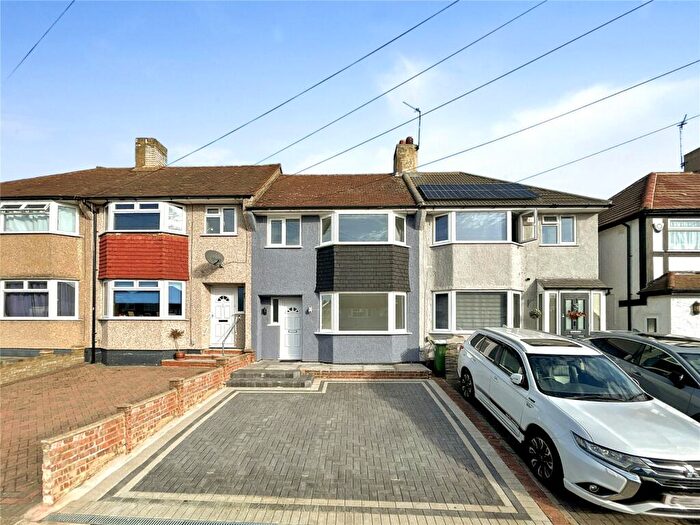 3 Bedroom Terraced House For Sale In Ridgeway West, Sidcup, Kent, DA15