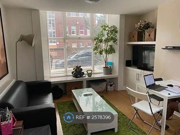 3 Bedroom Flat To Rent In Geneva Road, Liverpool, L6