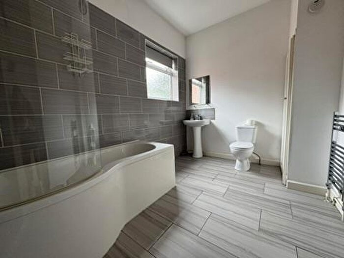 3 Bedroom Terraced House To Rent In Sefton Road, Birmingham, B16