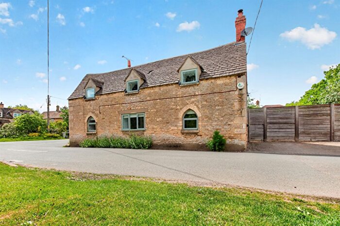 2 Bedroom Property To Rent In Geeston Road, Stamford, PE9