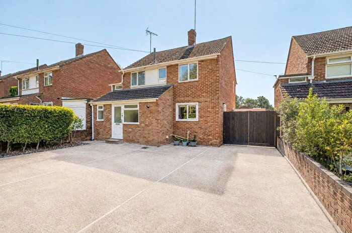 3 Bedroom Detached House For Sale In Springhill Road, Chandler's Ford, SO53