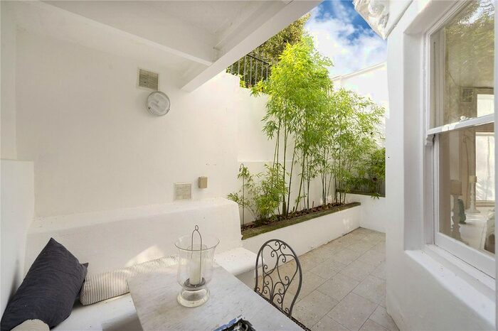 1 Bedroom Flat To Rent In Ladbroke Gardens, London, W11
