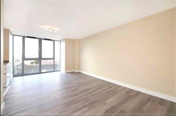 1 Bedroom Flat To Rent In Tamworth Road, Croydon, CR0