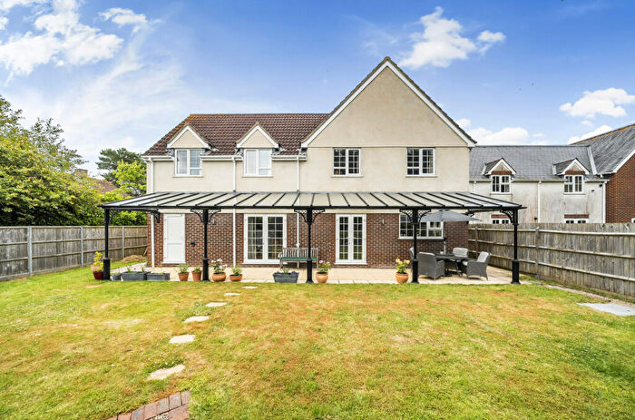 5 Bedroom Detached House For Sale In Bridge House Gardens, Downton, Salisbury, Wiltshire, SP5