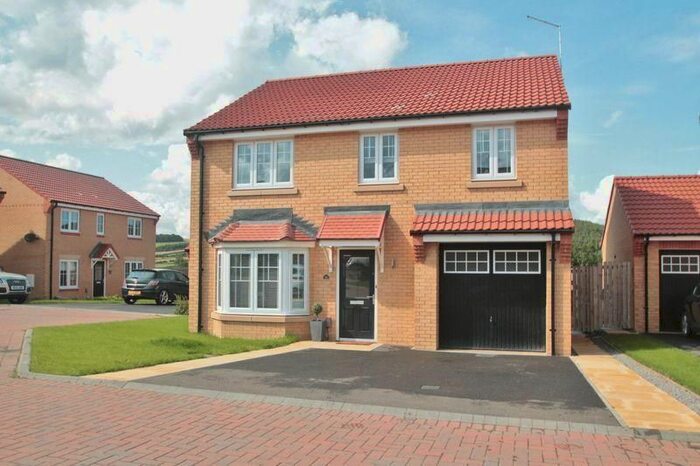 4 Bedroom Detached House For Sale In Linnet Close, Guisborough, TS14