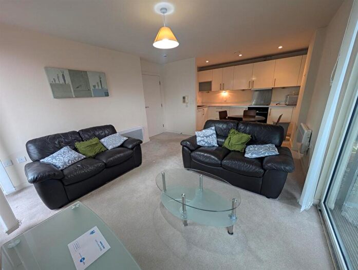 2 Bedroom Apartment To Rent In Blackfriars Road, Salford, M3