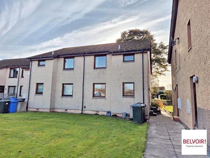 1 Bedroom Maisonette For Sale In Hilton Crescent, Inverness, IV2