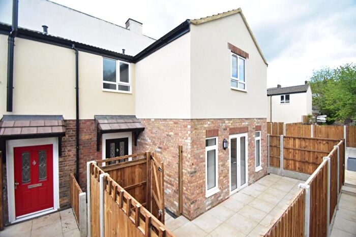 2 Bedroom Semi-Detached House To Rent In Blockers Court, Kingham Way, Luton, Bedfordshire, LU2